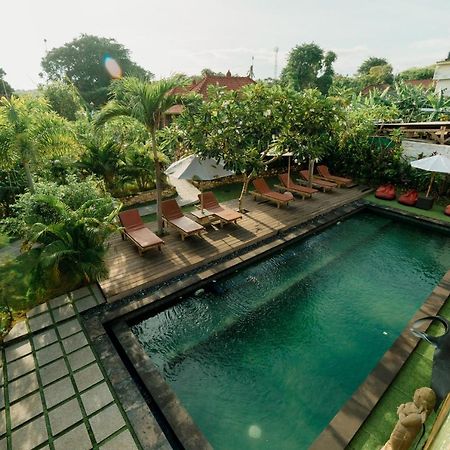 The Canda Mushroom Beach Lembongan Exterior photo