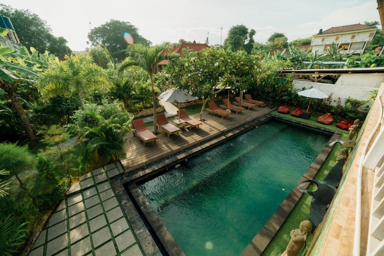 The Canda Mushroom Beach Lembongan Exterior photo