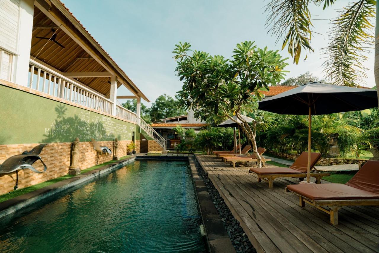 The Canda Mushroom Beach Lembongan Exterior photo