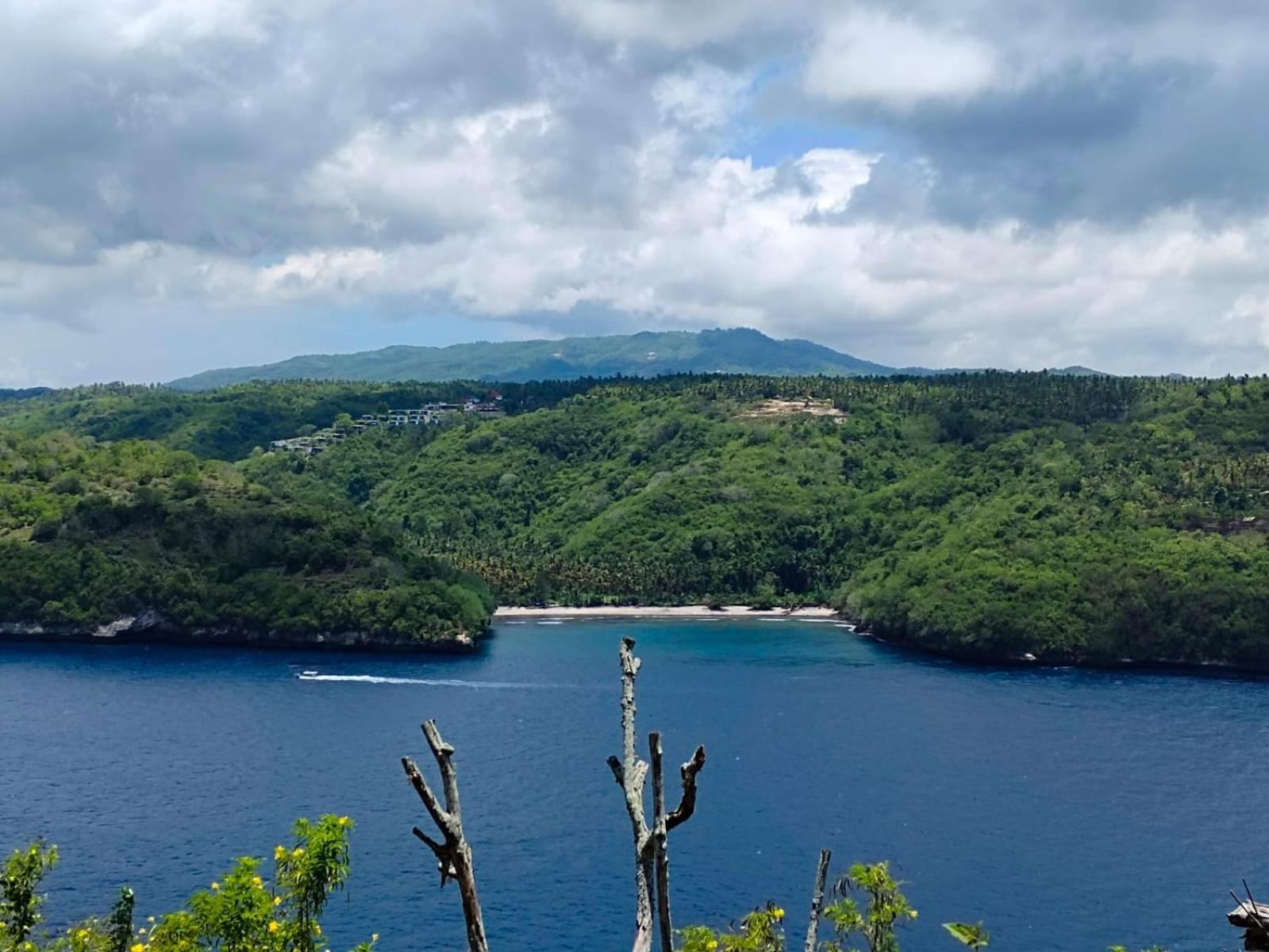 The Canda Mushroom Beach Lembongan Exterior photo